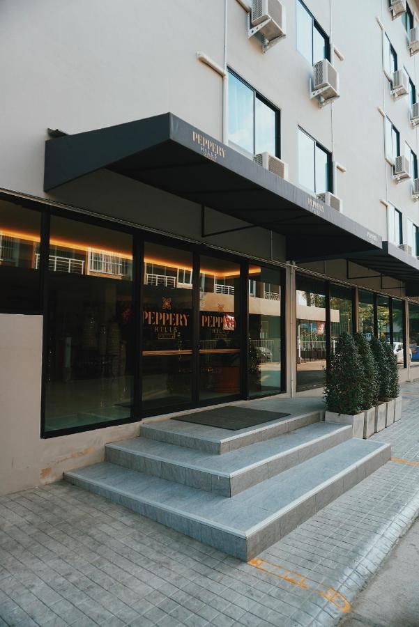 Peppy Hotel-Pepperyhills Hotel Chiang Mai Zewnętrze zdjęcie