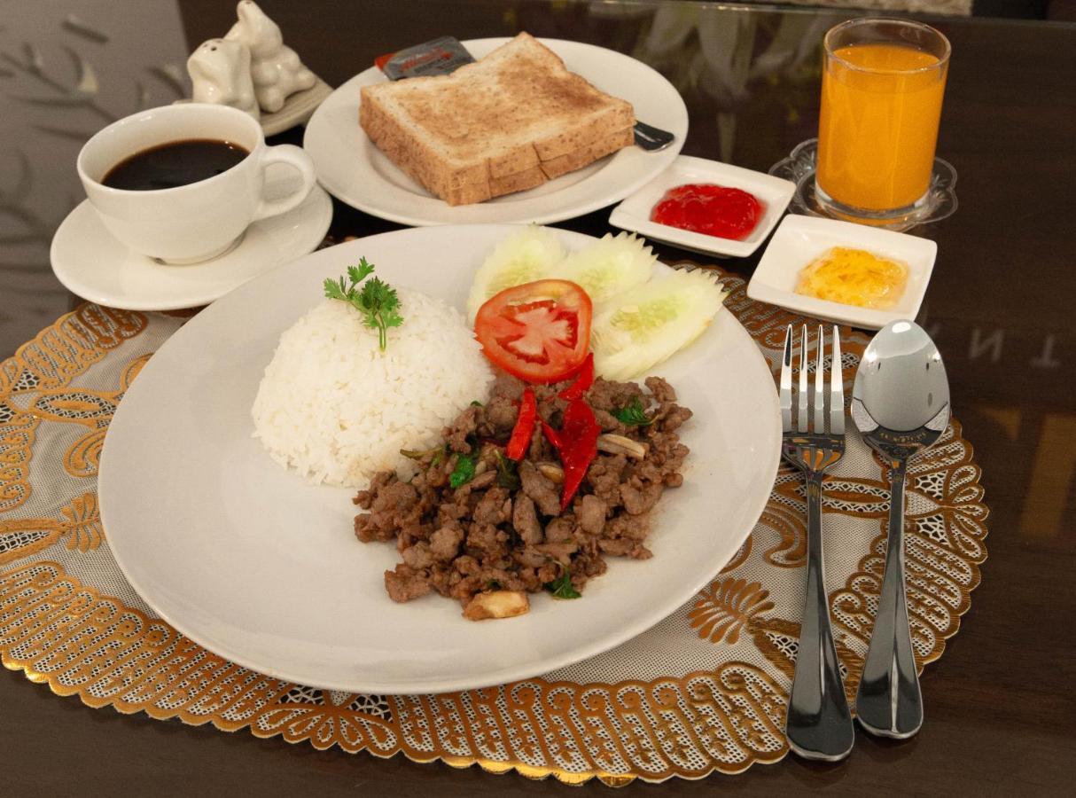 Peppy Hotel-Pepperyhills Hotel Chiang Mai Zewnętrze zdjęcie