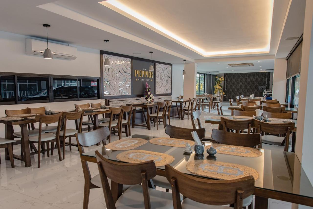 Peppy Hotel-Pepperyhills Hotel Chiang Mai Zewnętrze zdjęcie